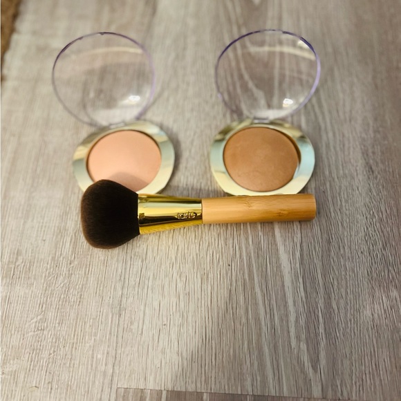 Tarte Shape Tape Bundle - Glow Powder Bronzer/Highlight/Brush - Picture 1 of 12